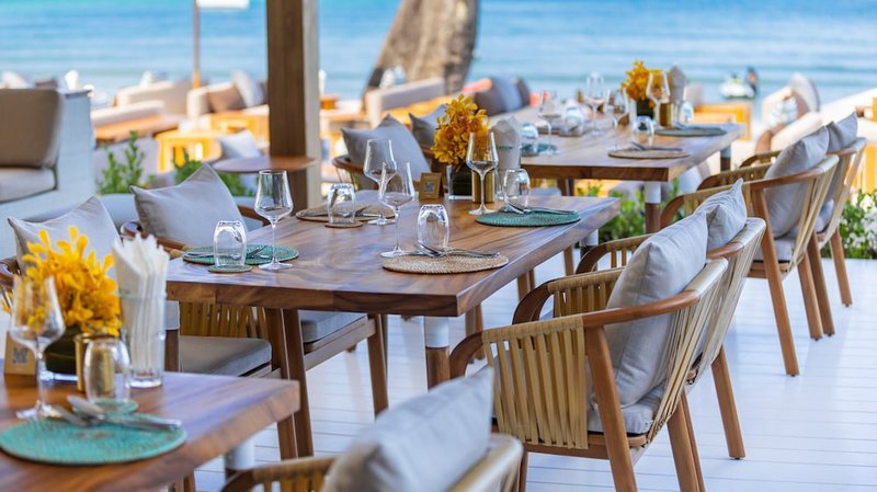 Beach bar