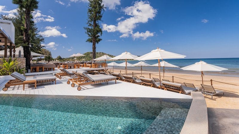 Beach bar