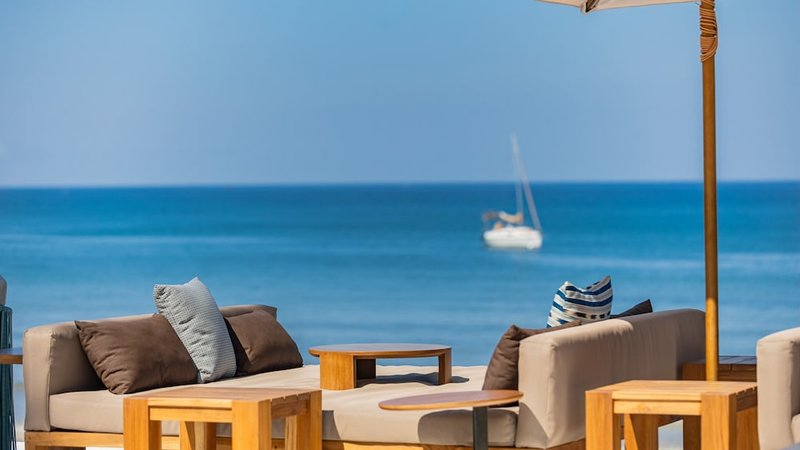 Beach bar