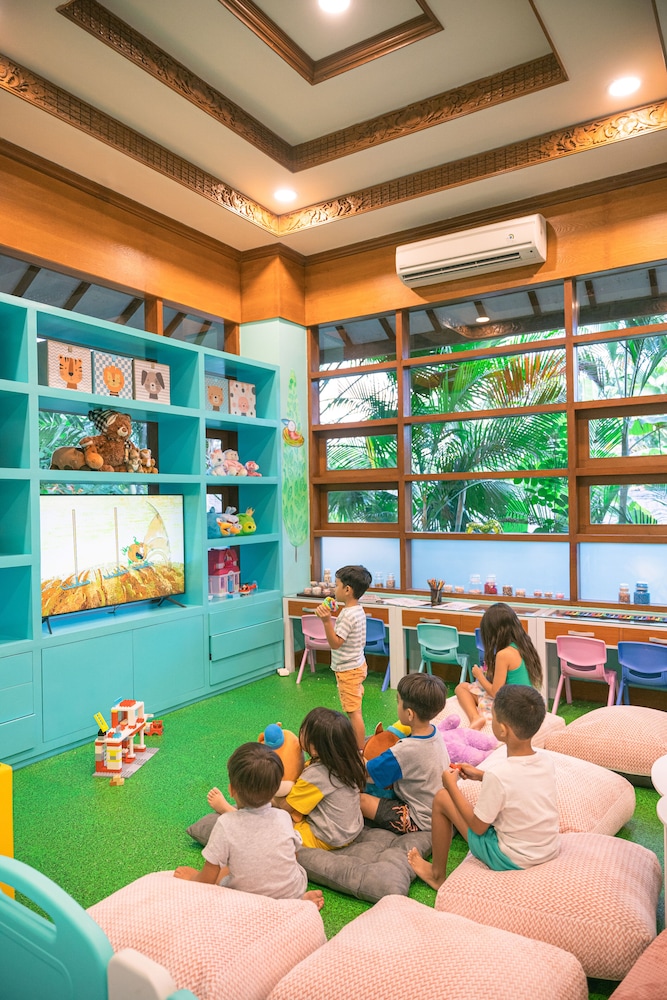 Children's play area - indoor