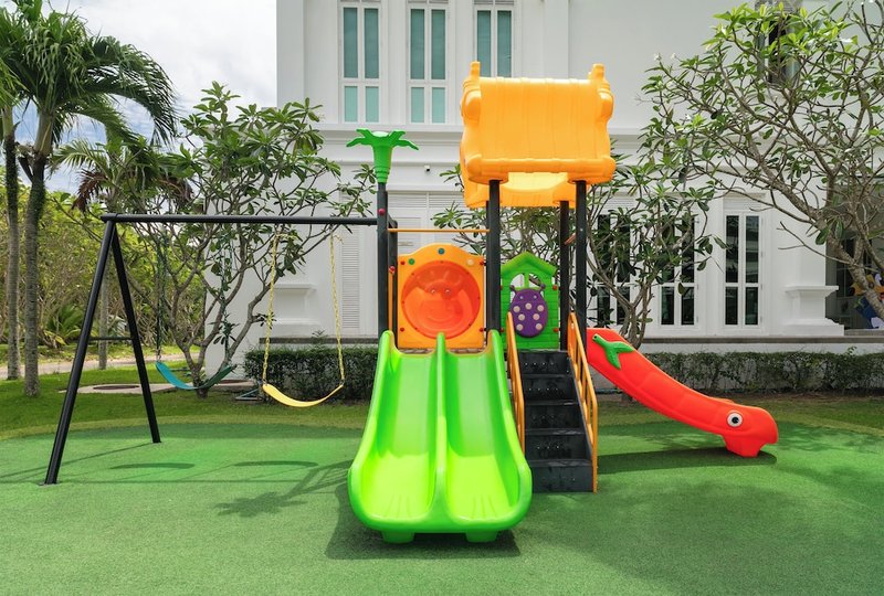 Children's play area - outdoor